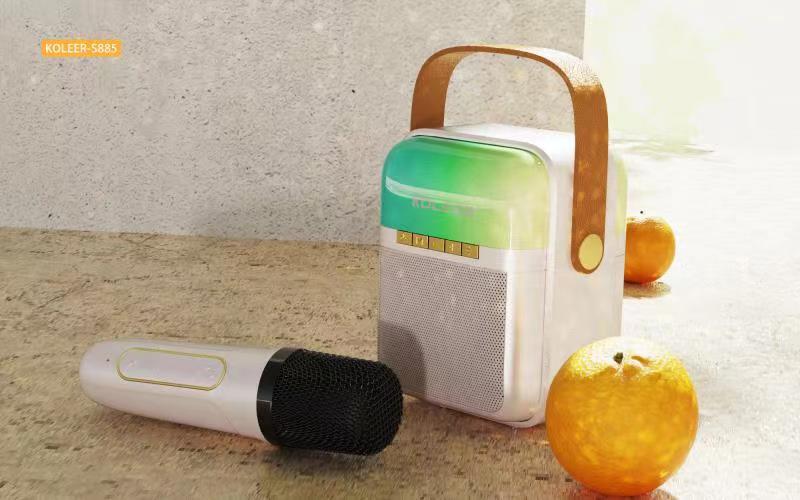 带麦克风音箱/蓝牙音响/带麦克风音响白底实物图