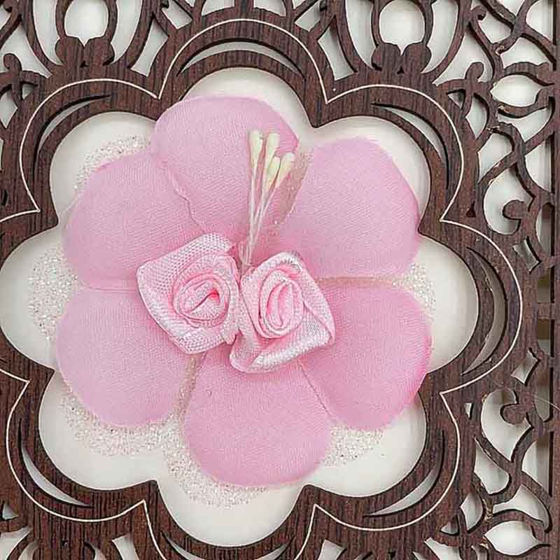 Customized high-end rectangular laser-hollowed-out wooden invitations for the Middle East and Africa with pink flowers, hand-held envelopes, wedding invitations, factory direct sales and wholesale Specification image