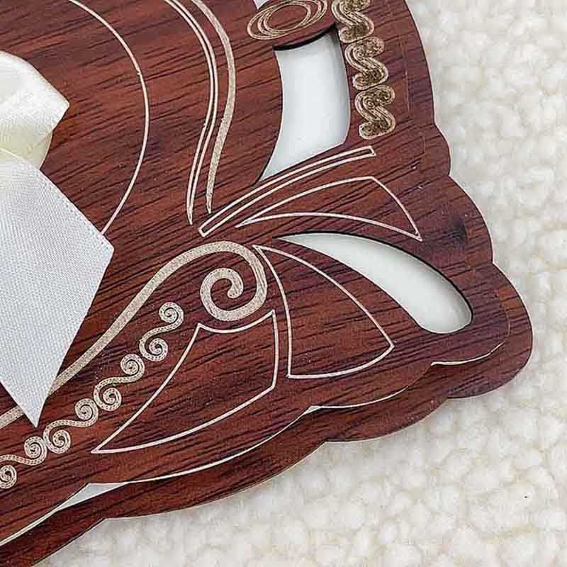 Factory direct sales and wholesale of high-end rectangular laser-hollowed-out wooden invitation letters and cards with diamond bows for the Middle East and Africa Item Picture