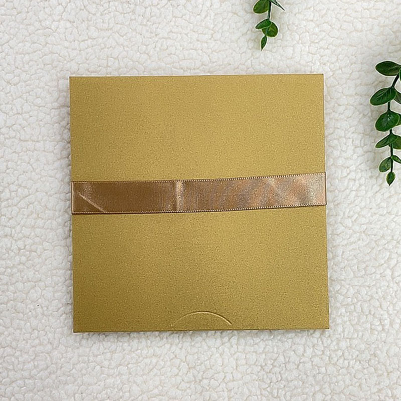Factory direct sales and wholesale of custom-made fresh and simple leaf laser-hollowed-out fly-shaped hemp ropes, wedding invitations, business invitations, birthday invitations, banquet greeting cards, etc Item Picture