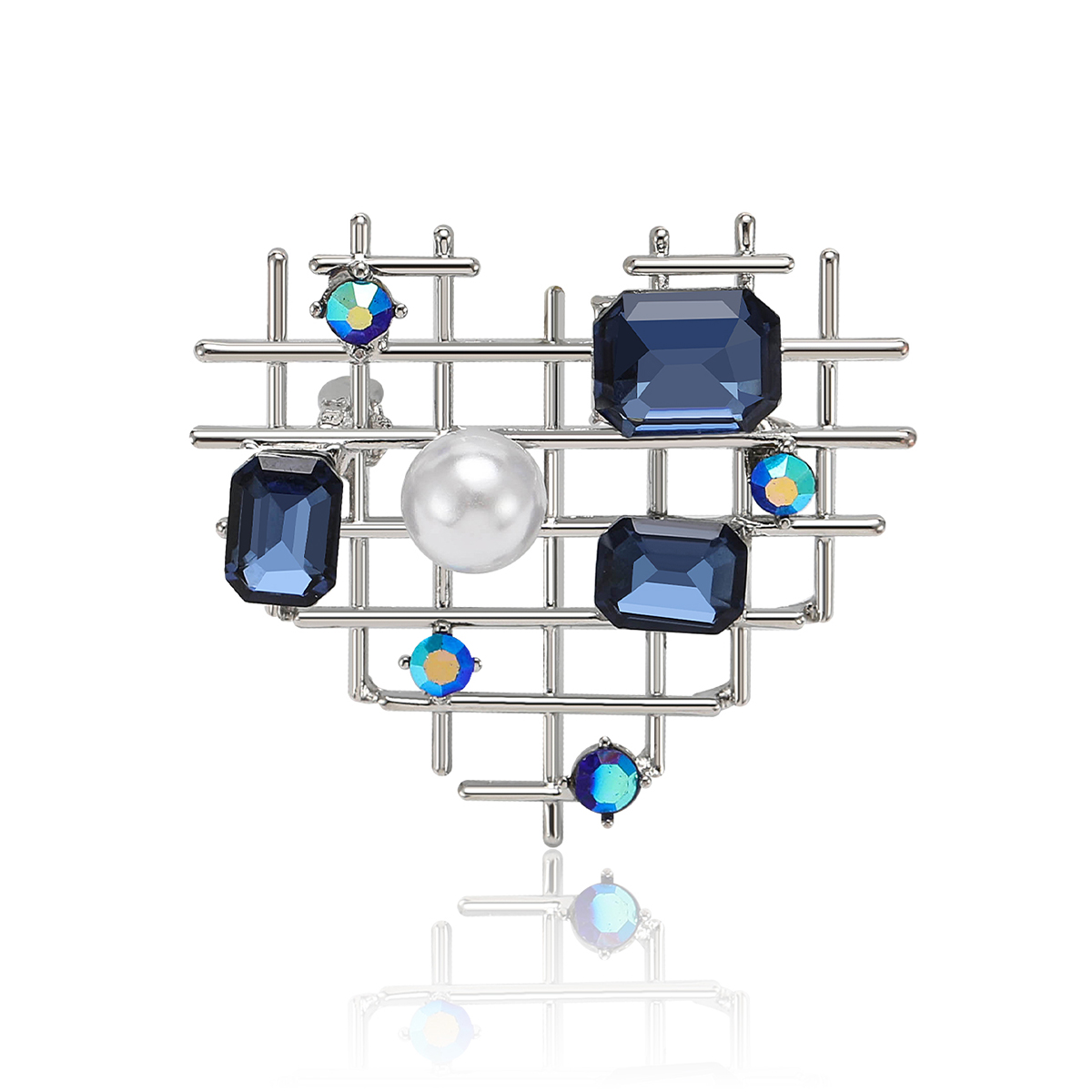 Factory direct sales, creative and light luxury new best-selling retro water diamond glass heart-shaped butterfly stainless steel brooch, anti-glare, light luxury creative retro brooch, simple and fashionable accessory pin Item Picture