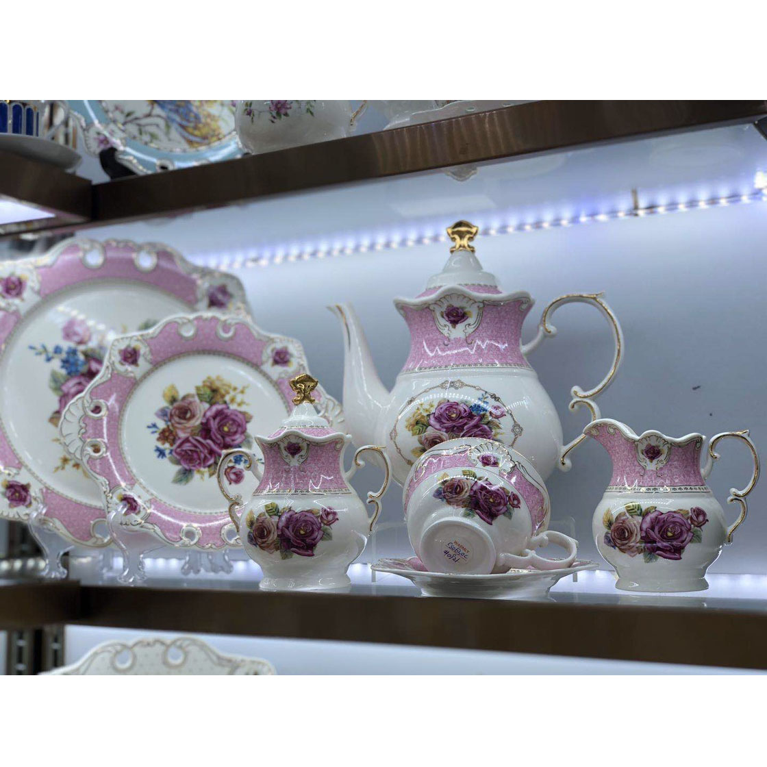 24-piece ceramic tea set, 4-color, European-style retro ceramic tea set details Picture