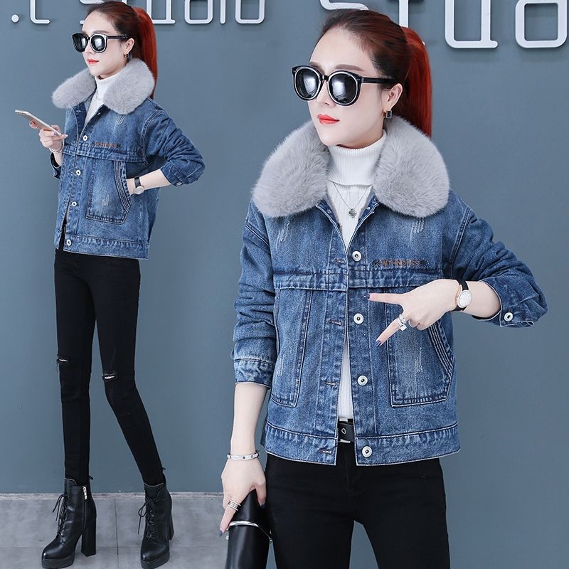 ملابس نسائية Specification image