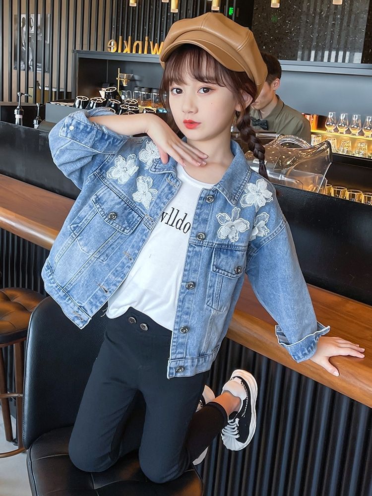 Direct sales of denim jackets for export to Europe, Africa and the Middle East. Beautiful prices. Orders based on samples and large quantities enjoy preferential prices