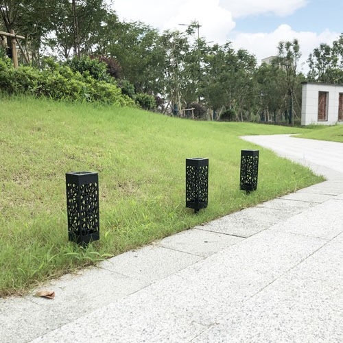 Cross-border outdoor waterproof solar lamps, beautiful hollowed-out lawn lamps, LED light-controlled sensor lamps, and garden lamps details Picture