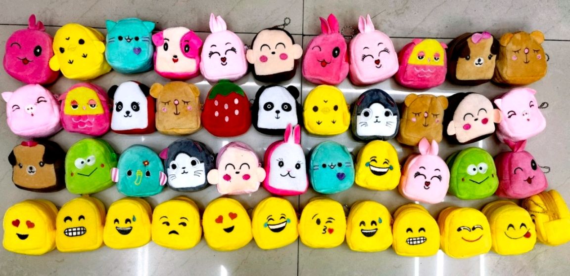 毛绒零钱包立体加厚卡通钱包拉链小包钥匙扣挂件毛绒零钱包儿童零钱包卡通刺绣硬币包详情图9