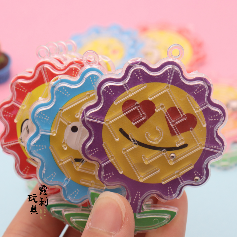 Children's educational maze Sunflower maze, plastic toys, gifts, Gashapon party Specification image