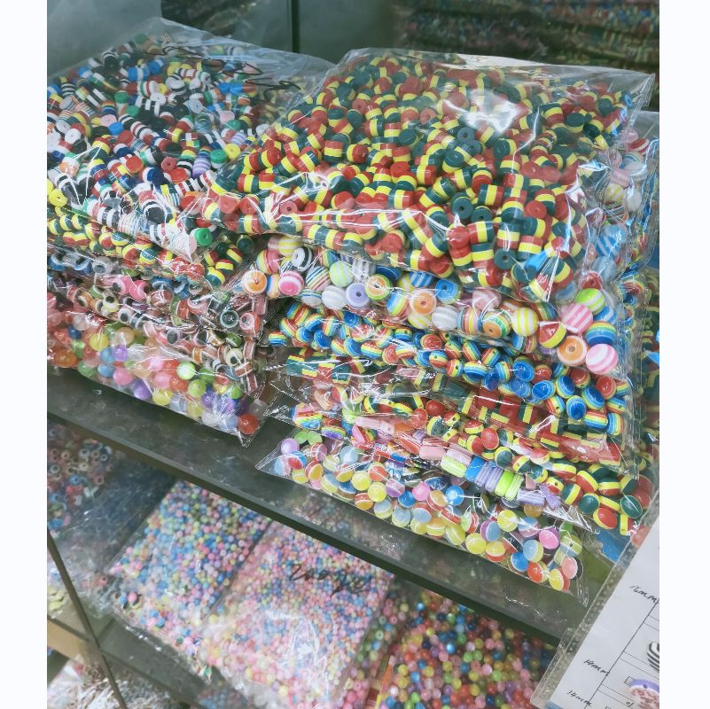 Resin colored striped barrel cylindrical beads, loose beads, children's beads, DIY handmade necklaces, bracelets, headwear and accessories, European, American, African and Middle Eastern fashion elements Application Scenario