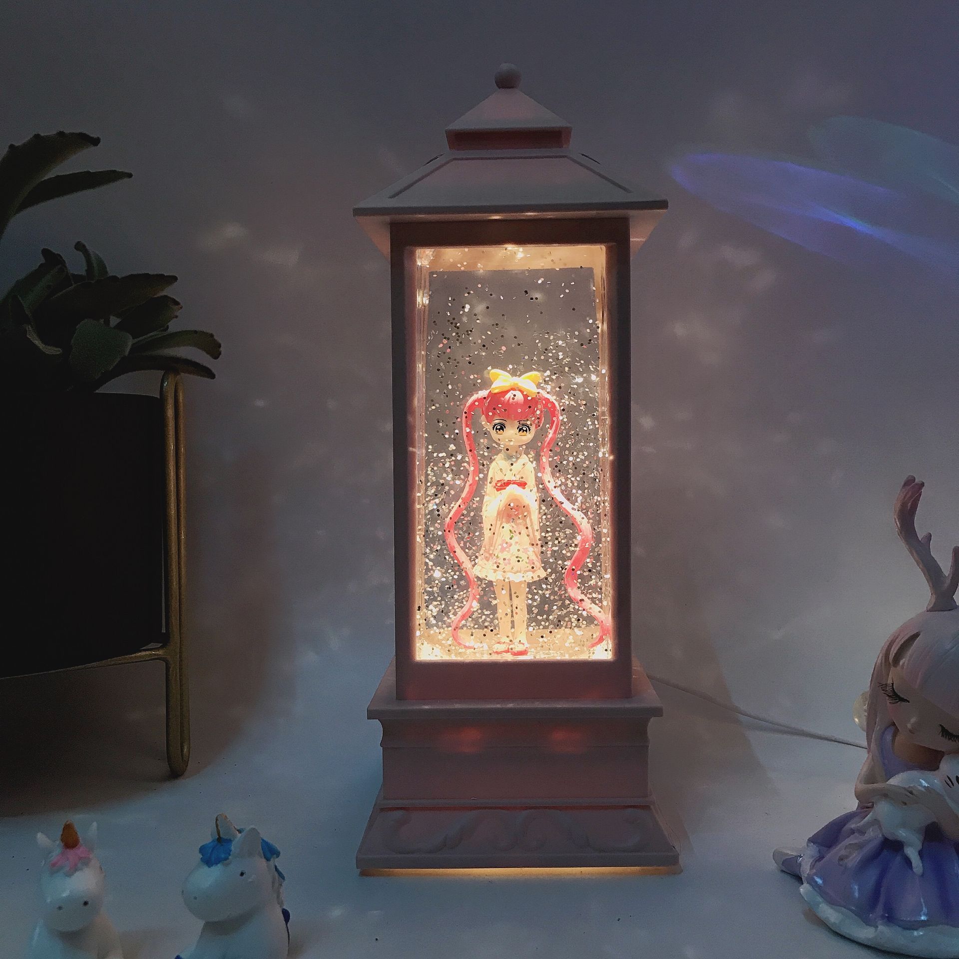 圣诞装饰品 注水风灯动漫美少女八音盒音乐盒摆件自动飘雪带音乐送孩子礼物