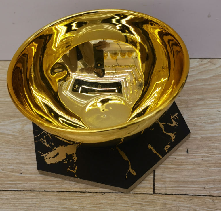 Micro Craft Metal Handicrafts, home decoration ornaments, metal electroplated ornaments, wooden trays, 73