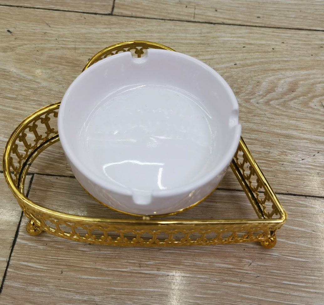 Micro-craft metal handicrafts, home decoration ornaments, home electroplated ornaments, decorative trays 1243 details Picture