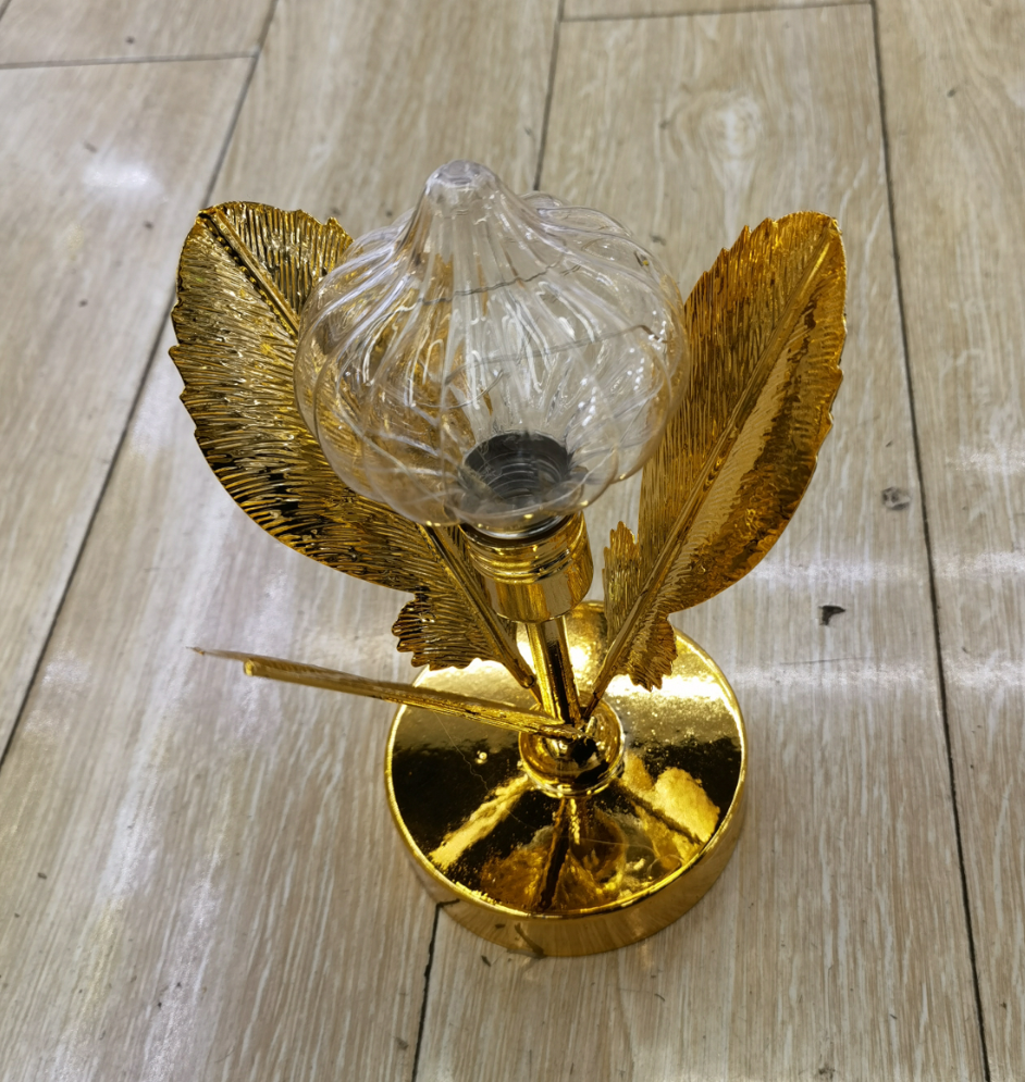Micro Craft Metal handicrafts, home decoration ornaments, home electroplated ornaments, decorative candlesticks 14 details Picture