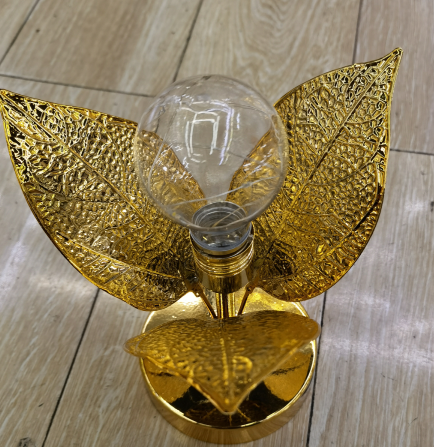 Metal electroplated decorative tray for ornaments 83 Specification image