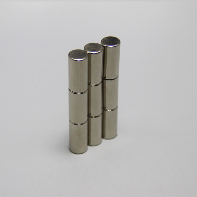 磁铁/汝铁硼/单面强磁铁/磁铁圆片/磁力磁铁片细节图