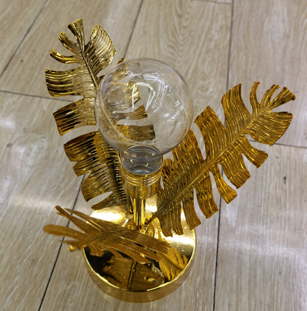 Metal electroplated decorative tray for ornaments 83 details Picture