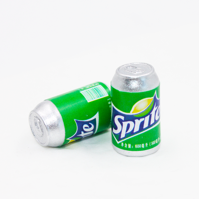 Bottle simulation food toys, DIY accessories, house play, mobile phone stickers, refrigerator stickers, wall stickers, decorative accessories, hanging pieces details Picture