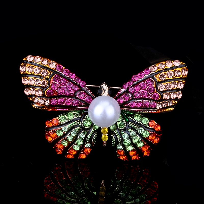 Factory direct sales for foreign trade, popular high-end new brooches with rhinestone butterflies, creative European and American luxury high-end pearl pins, pearl coats, corsages, mom gifts details Picture