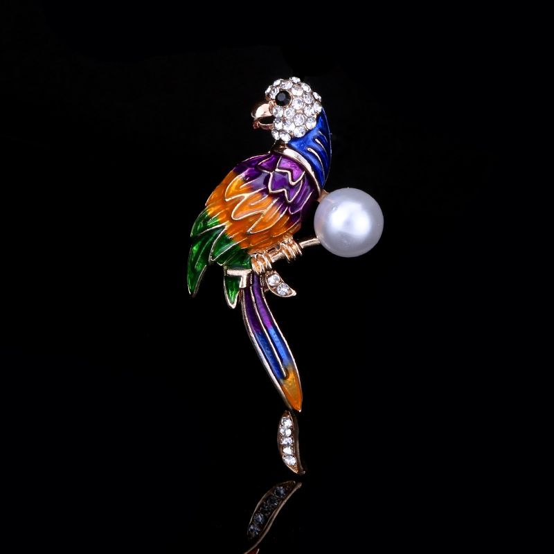 Factory direct sales, popular high-end new brooches for foreign trade, paired with Langdi Oil bird creative European and American luxurious high-end pearl pins, pearl coats, corsages, mom gifts Specification image