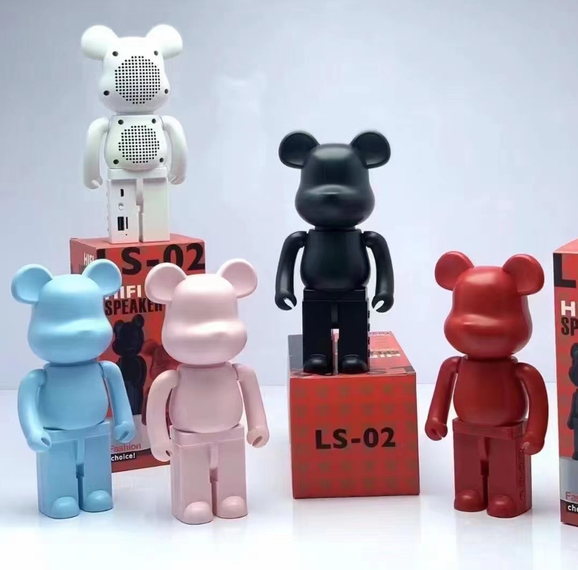 LS-02暴力熊无线蓝牙音响卡通摆件生日礼物潮牌网红玩偶熊仔爆款