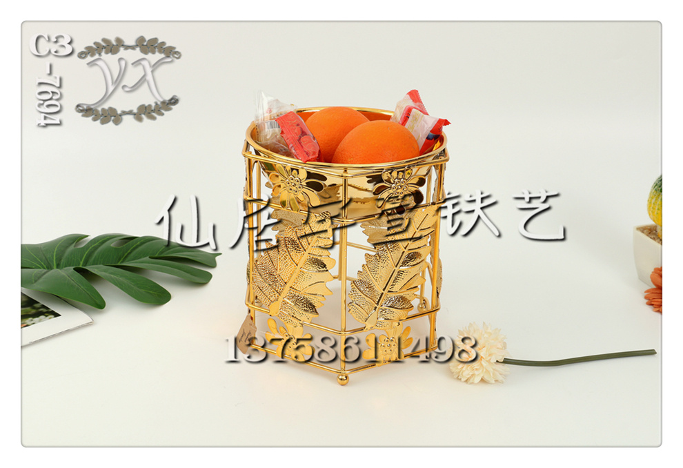Yuxuan Ironwork Creative European Rose Gold Candy Jar Home Decor with Lid Snack Storage Jar 23 Specification image
