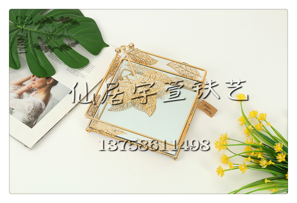 Yuxuan Ironwork Fashionable Square Golden Ironwork living Room Tissue holder Tissue tray Metal Mirror Tissue Storage tray 14