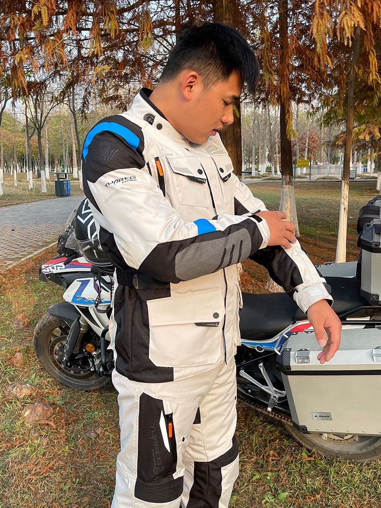 摩托车衣服/机车衣服/骑行服白底实物图