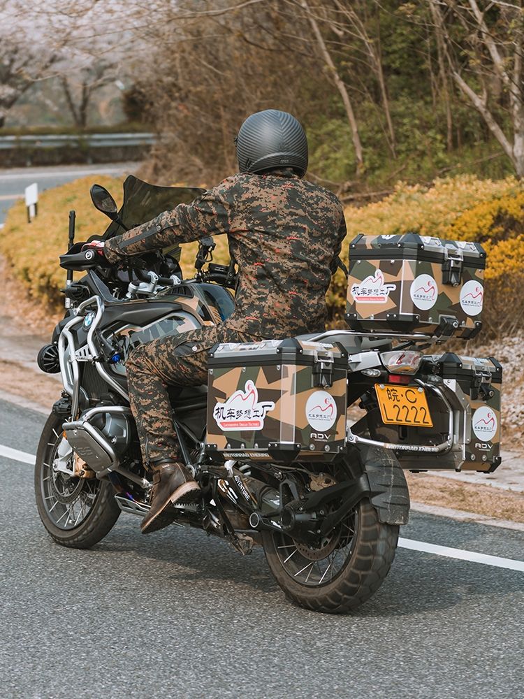 tuareg motorcycle riding suits, men's heavy motorcycle sets, racing suits, camouflage motorcycle riding equipment details Picture