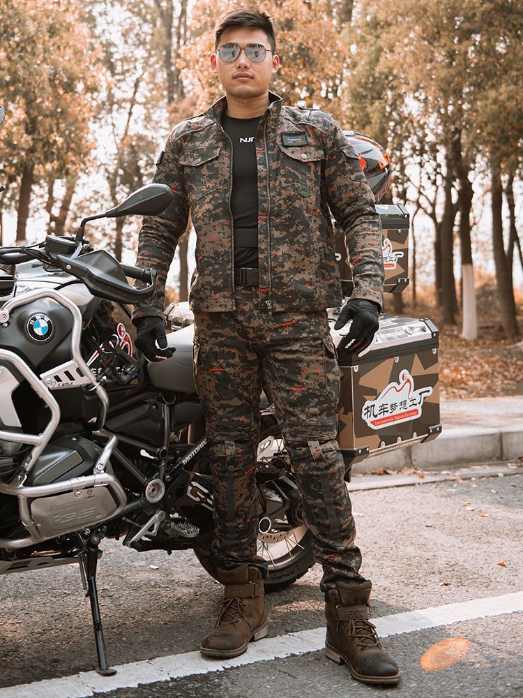 tuareg motorcycle riding suits, men's heavy motorcycle sets, racing suits, camouflage motorcycle riding equipment Application Scenario
