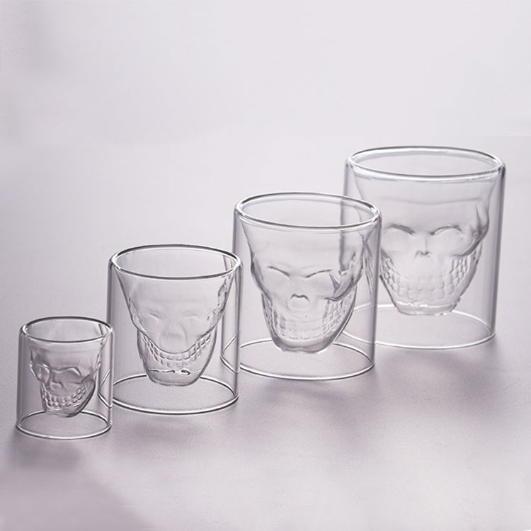 كأس فنجان قهوة من نوع "وينز" المصنوع من الفن والابداع والفنان Item Picture