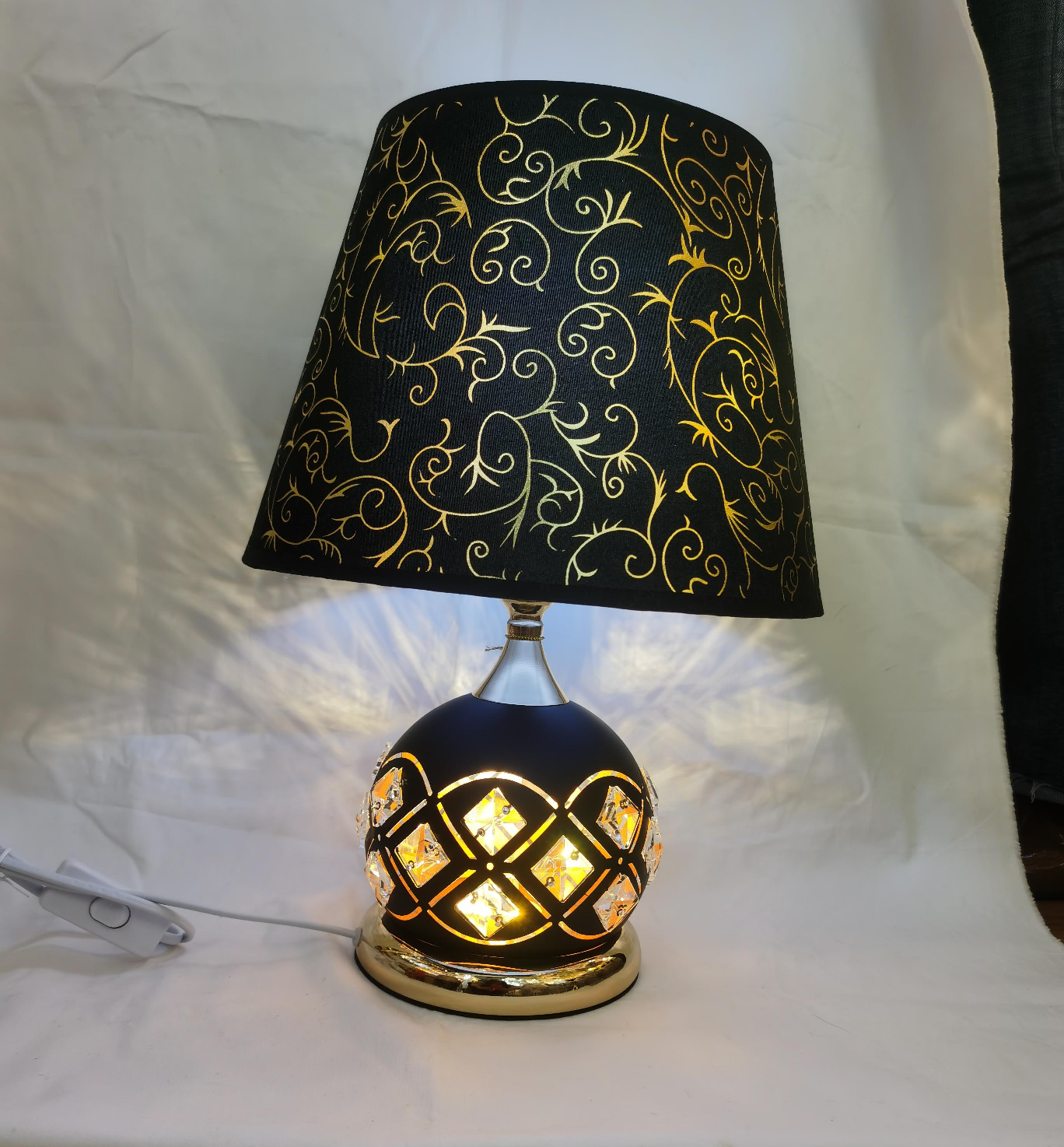 Crystal table lamp ornament Lampshade, No. D3-7880.7861, 2nd Street, Phase I of International Trade City, zt26 Application Scenario