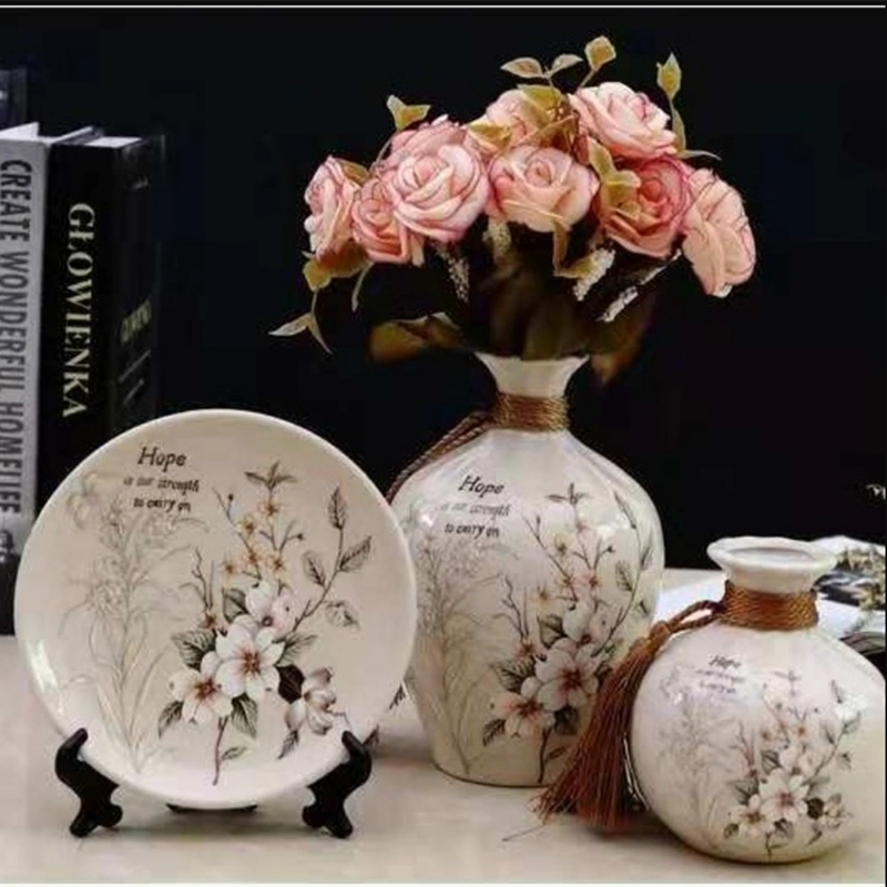 陶瓷花瓶摆件/婚庆软装酒店白底实物图