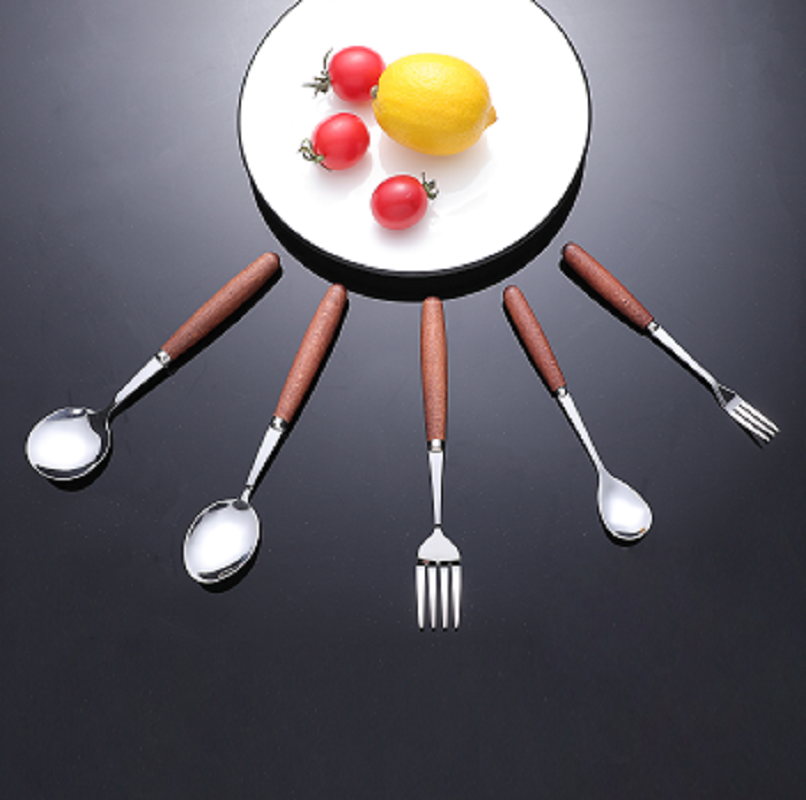 Top Beauty No. 4 spoon 159
