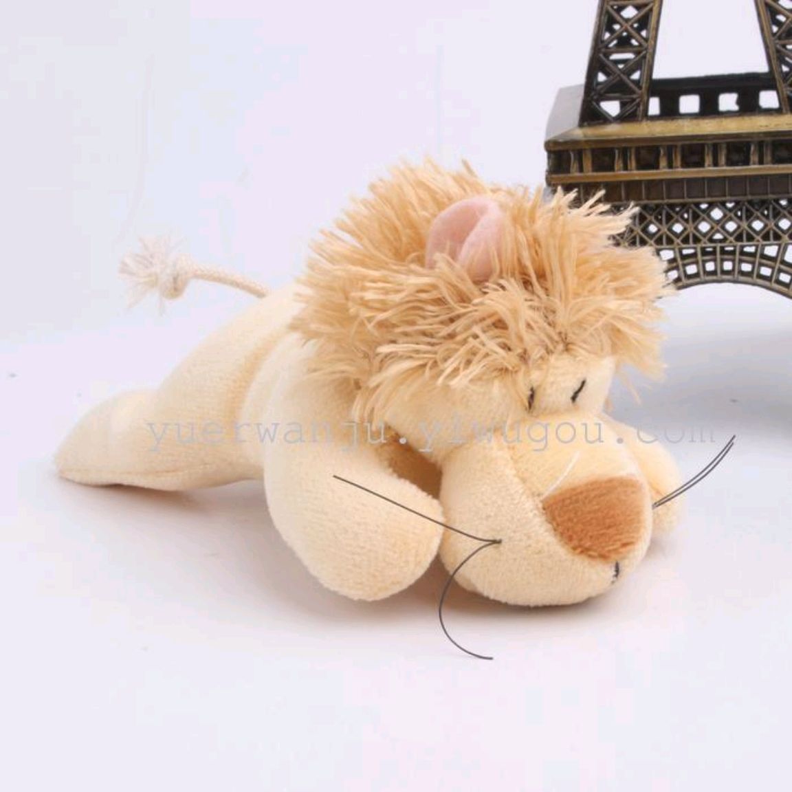 2022 Yellow round lion, little tiger, deer plush fridge magnets, large fridge magnets, prone fridge magnets, foot magnets, cartoon toys, factory direct sales