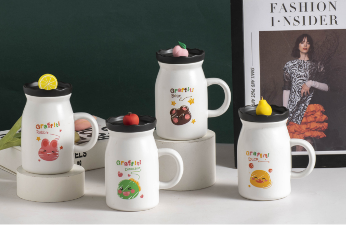 Ceramic mug with lid, spoon, household high appearance level drinking cup, cartoon breakfast milk coffee cup, large capacity