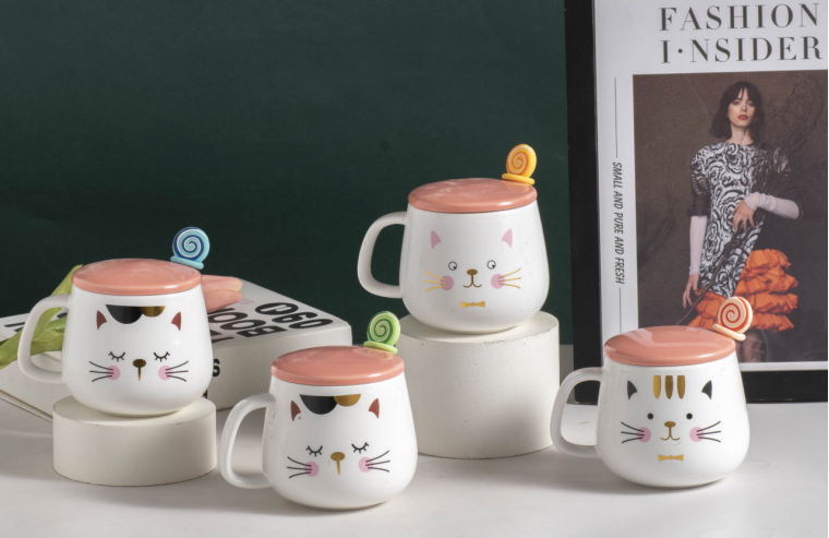 Korean cartoon cute ceramic mugs with covered spoons, male and female students go to school to drink water for breakfast details Picture