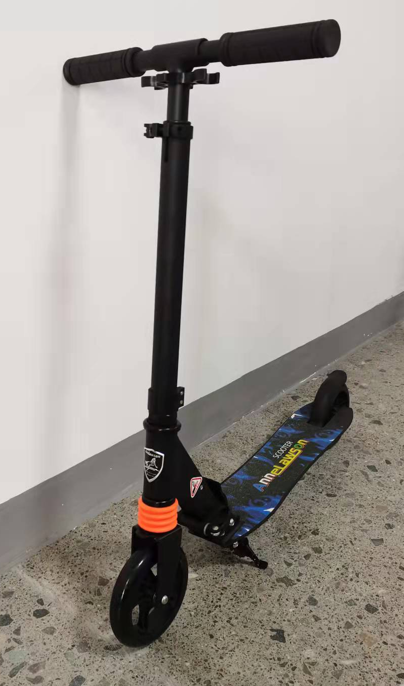 Todo aluminio delantero y trasero choque pequeño scooter