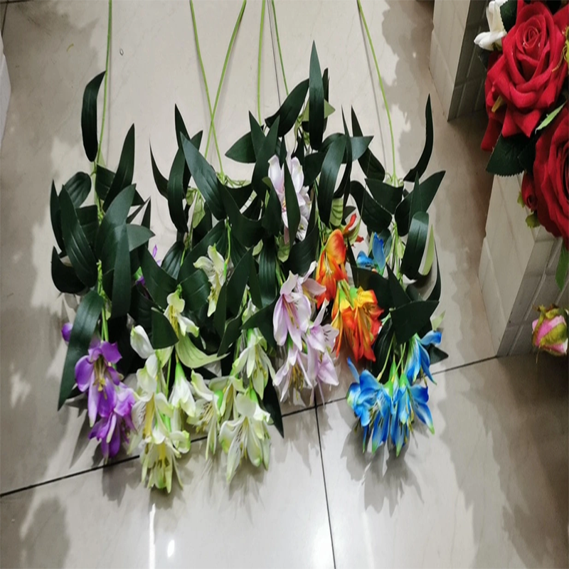 仿真花单支小百合，百合仿真花厂家直销可擦洗百合单只插花可定制款式和颜色支持定做可安排打样高质量百合可换款式颜色百合专供.