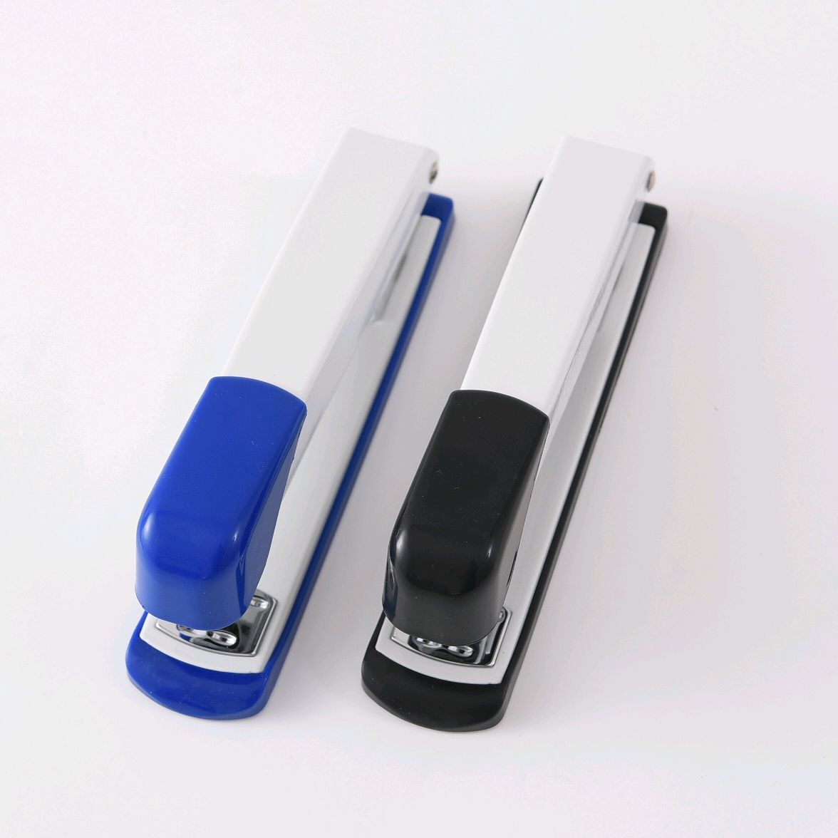 233订书机学生用省力型订书器装订机大号标准型多功能订书器