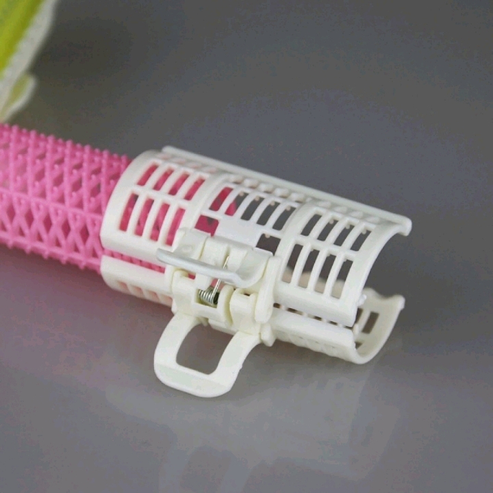 Three ABS clips are used to hold plastic hair curls, hair care tools, curling irons and air bangs detail image 7
