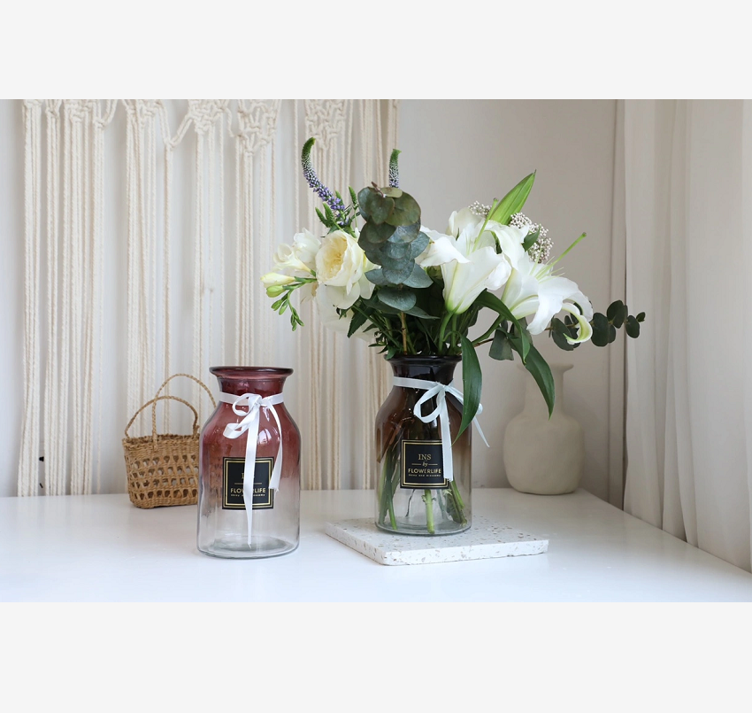 Colored glass vase, spray-painted gradient glass vase, creative living room table decoration details Picture