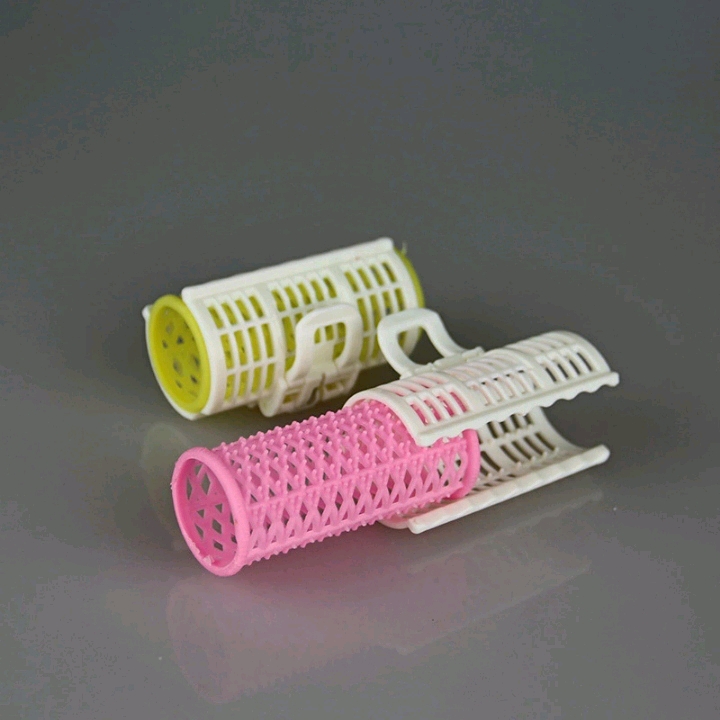 Three ABS clips are used to hold plastic hair curls, hair care tools, curling irons and air bangs Application Scenario