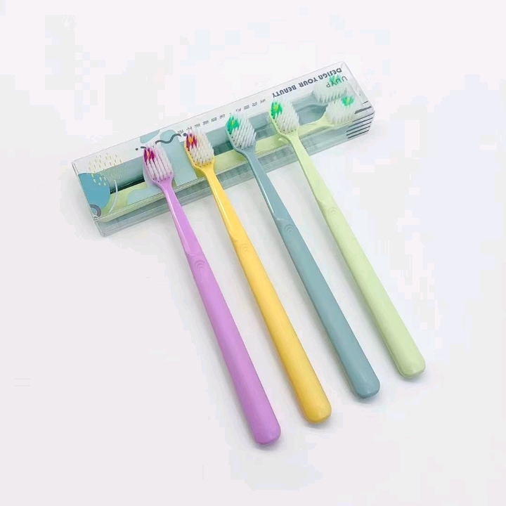 Two sets of adult household color manual fresh daily cleaning and care toothbrushes with soft bristles
