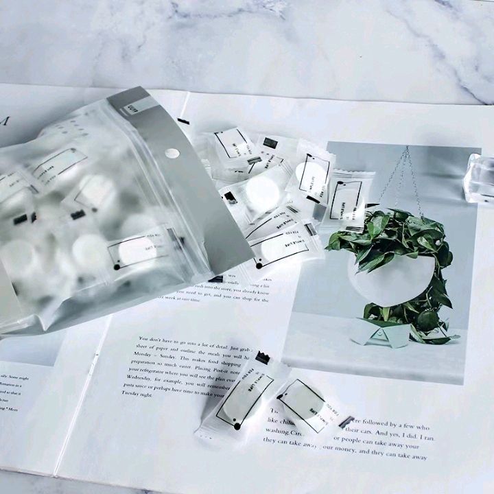 100 pieces of compressed mask for moisturizing and hydrating the face, disposable mask paper, portable compressed mask pieces Specification image