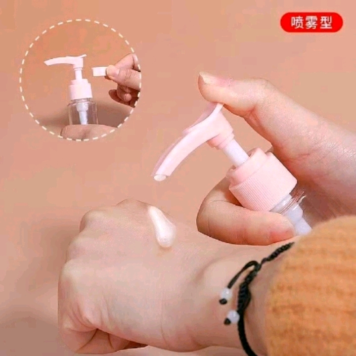Two portable bags for lotion bottles and spray bottles detail image 4