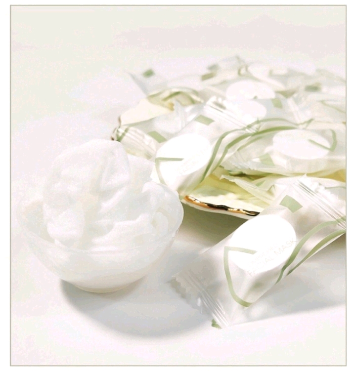 A bag of 50 pieces of facial mask + a small bowl of disposable compressed mask sheet for travel detail image 6