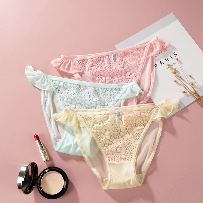 The Mystery of the Magic Box: Lace trim design, cute girl's front pendant, Japanese-style girl's lace, comfortable and breathable thin underwear