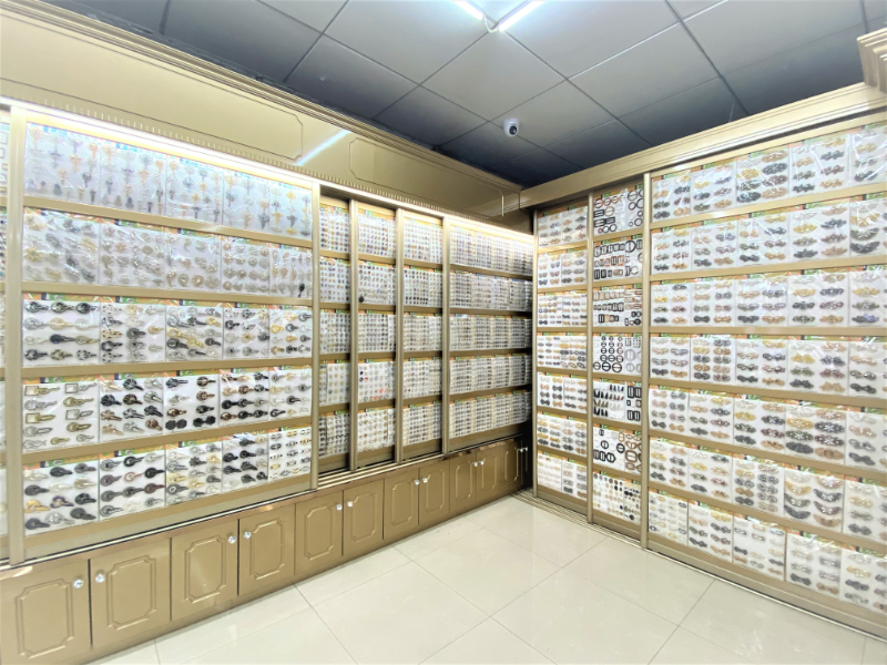 Direct sales of button brooches from the manufacturer: alloy resin plastic pins, jeans, acrylic wood, metal, nail free, spring waist buttons, high-end handcrafted, high-end clothing accessories, buttons, sofa, crystal glass buttons, overcoats, shirts, pearl buttons pic 7