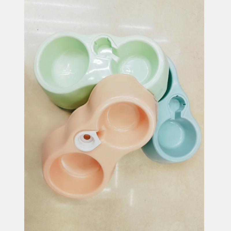 إطعام الحيوانات الأليفة على وعاء، قطقطقطين Item Picture