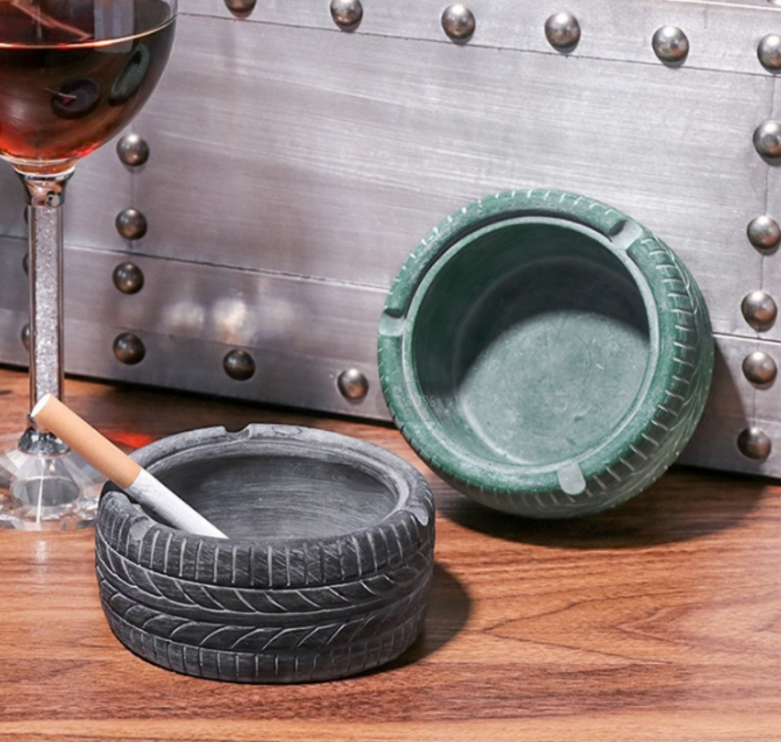 American retro, individualistic and trendy tire ashtray, creative home bar, Nordic ins decorative item ashtray Specification image