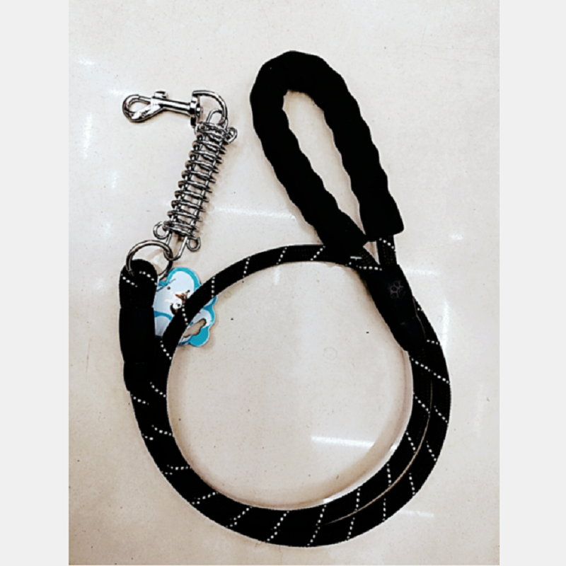 The pet leash is 150cm long and 1.2cm in diameter, with a non-elastic spring sponge handle details Picture
